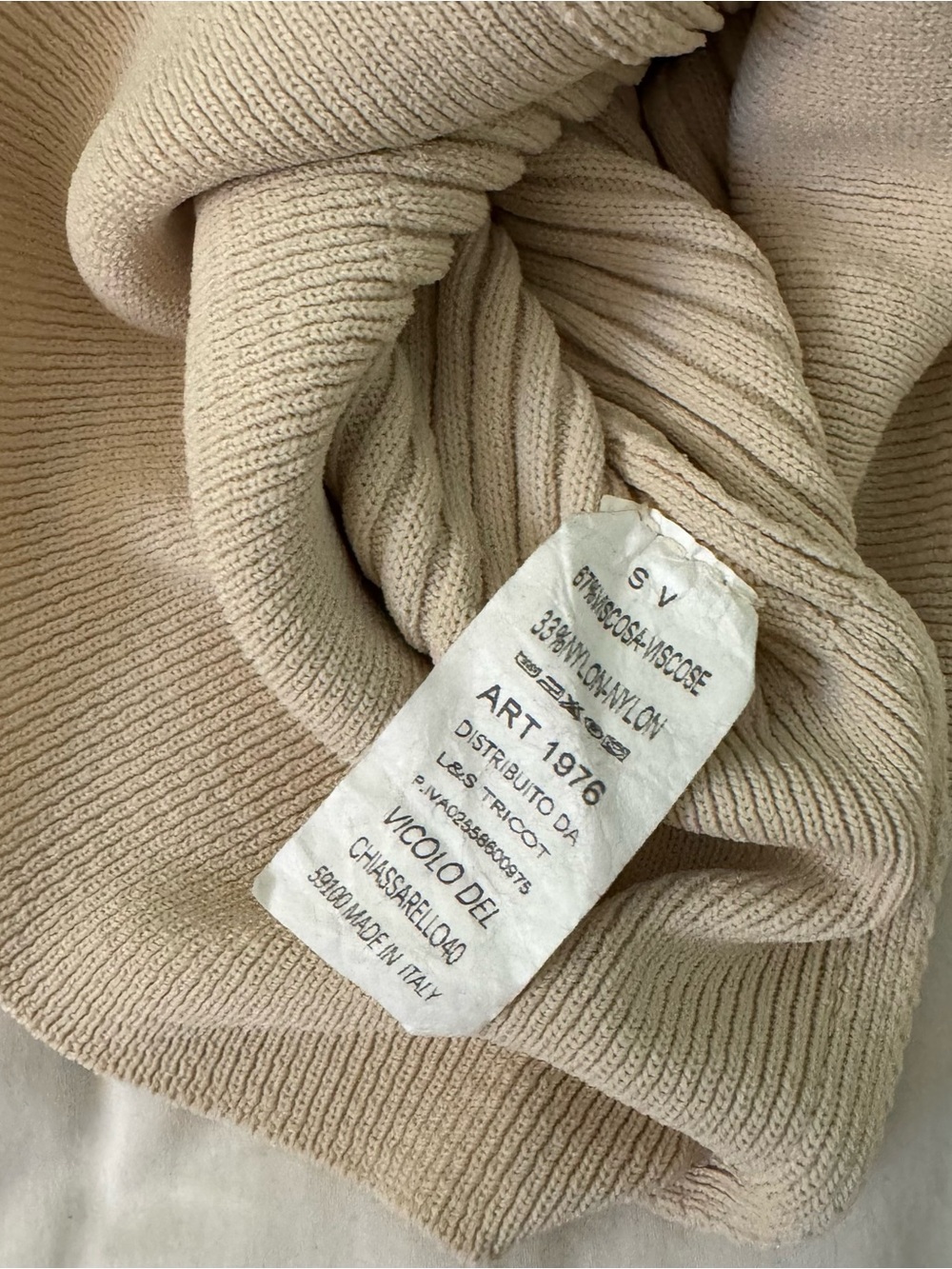 Off-Shoulder Ribbed Sweater in Beige - Picture 4 of 4